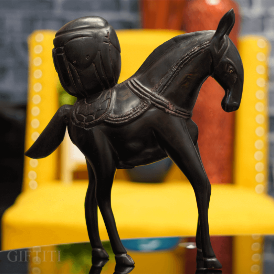 Picture of Ebony Wood Horse with a Saddle and water FlaskBag
