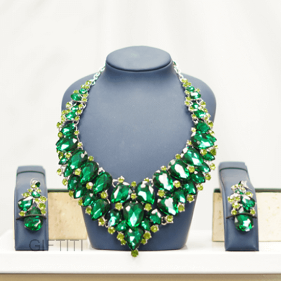 Picture of African Green Diamond Necklace